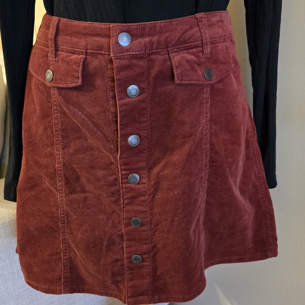 NWOT:Mossimo:Stylish Corduroy Button-Front Skirt in Rust Red 09